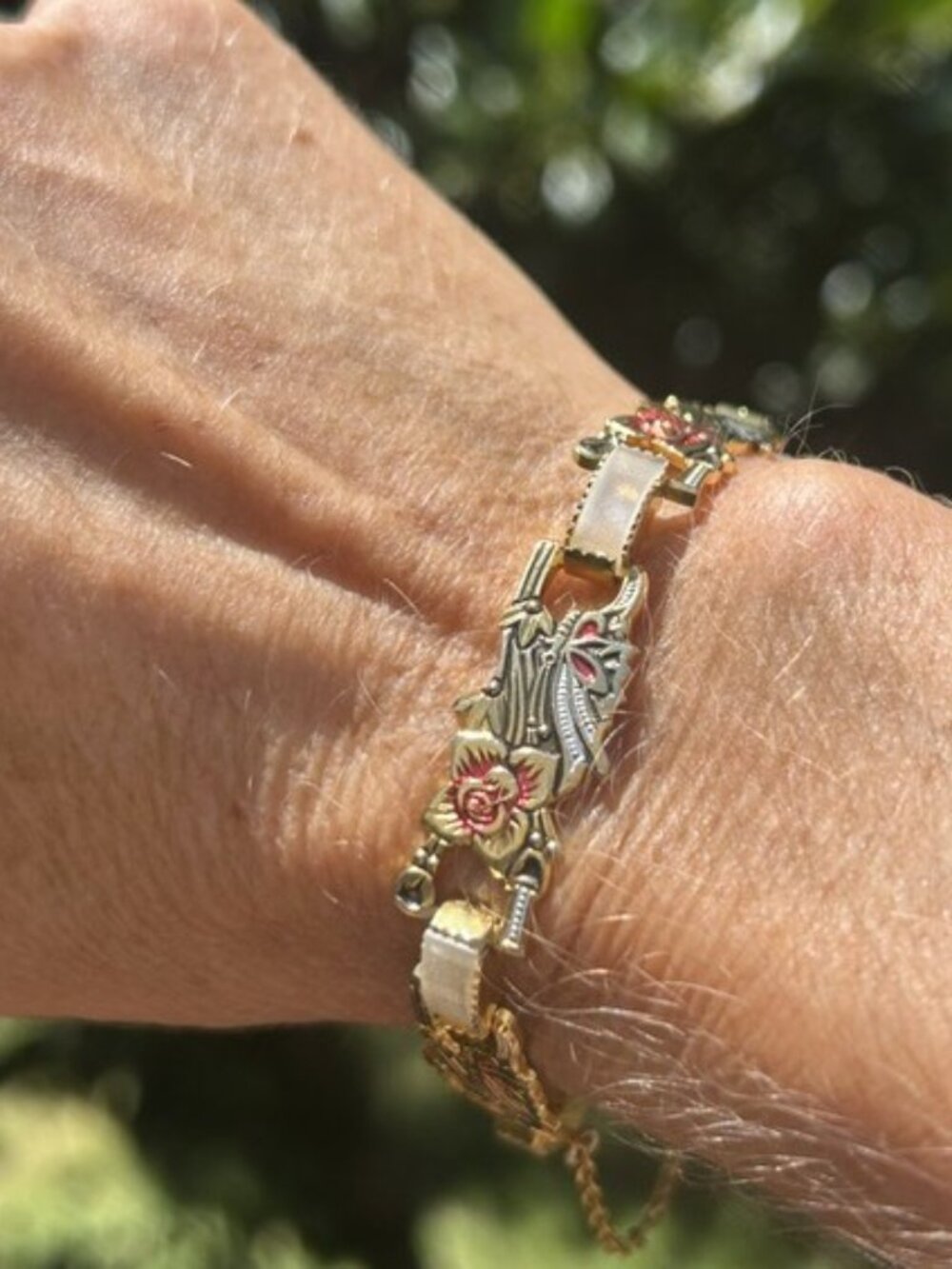 DAMASCENE TOLEDO Style Rose Enameled MOP Link BRACELET